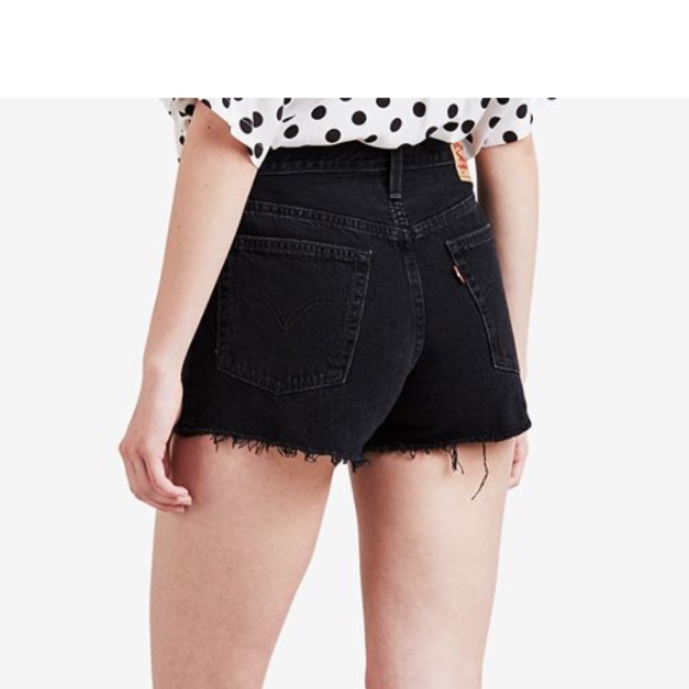 NWT Levi’s Jean shorts 501 high-rise. Non-stretch